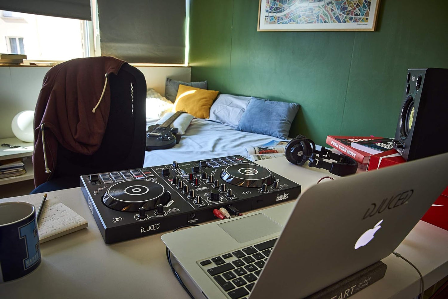 Hercules DJControl Inpulse 300 – 2-Deck DJ-Controller mit Soundkarte