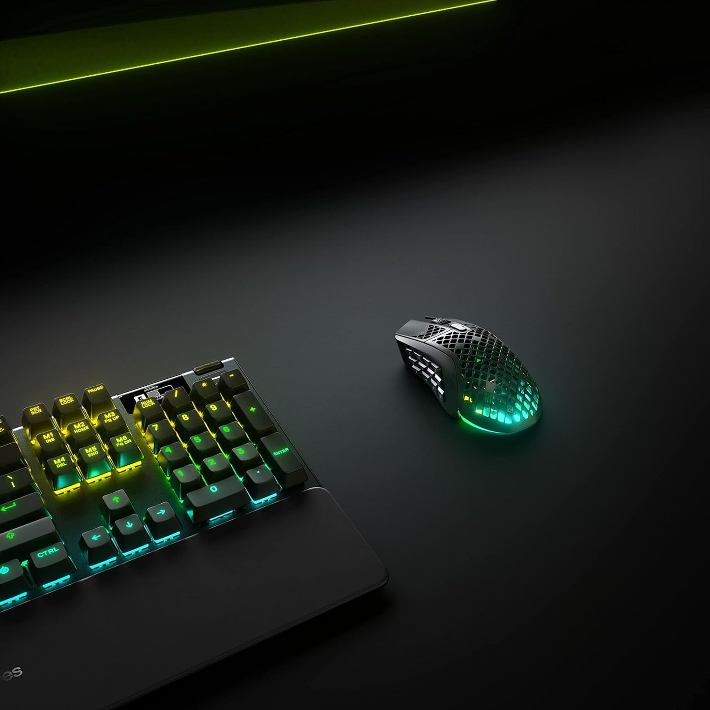 SteelSeries Aerox 9 Wireless – RGB Gaming-Maus – Schwarz